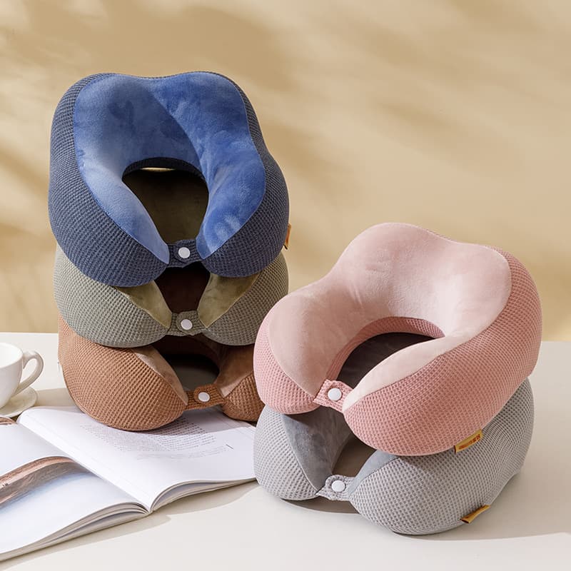 低反発メッシュ素材快眠ネックピロー